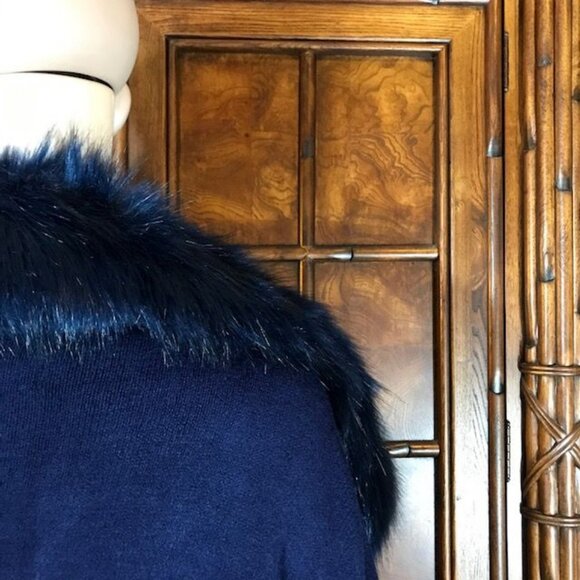Aphratti Navy Blue Faux Fur Luxe Cape Cardigan Topper - Picture 11 of 15